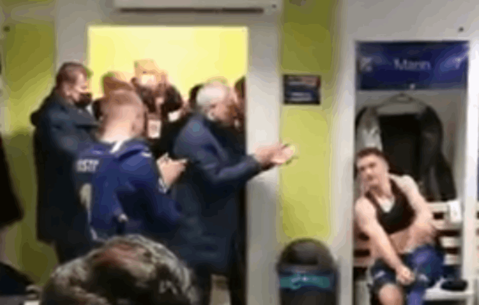 MURINJO U SVLAČIONICI ‘DINAMA’: Trener aplaudirao igračima posle čuda na <span style='color:red;'><b>Maksimir</b></span>u (VIDEO)
